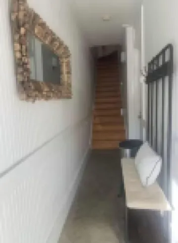 Cozy studio in the heart of Seaside walking distance to the beach