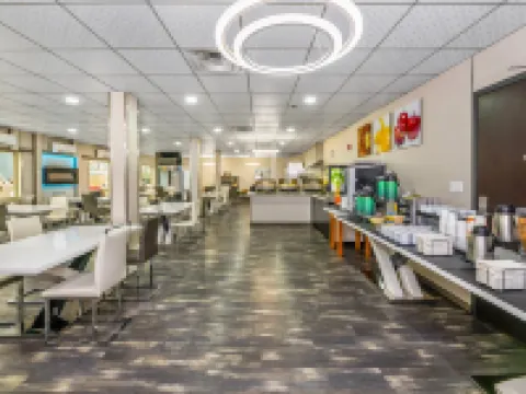 Quality Inn Sunshine Suites Hotels in Terrace