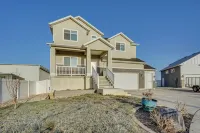 Layton Vacation Rental - Close to Hiking Trails!