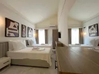 The House Rooms