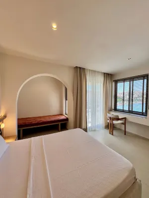 Datca Deniz Hotel Hôtels à proximité de : Can Yücel Sokağı