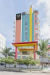 Urbanview Hotel Syariah Artamara Tegal by RedDoorz Hotell i Randugunting
