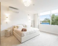 KozyGuru | Forestville | Modern Hotel-Style Studio Hotels in North Narrabeen