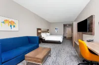 Holiday Inn Express & Suites FLORIDA CITY-GATEWAY TO KEYS by IHG - Parking