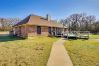 Large Yard, Fire Pit & Games: Grandview Haven!