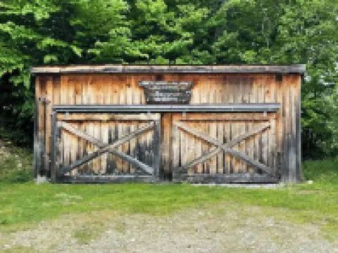 Vermont Country Cottage (Near Village) 倫敦德里酒店