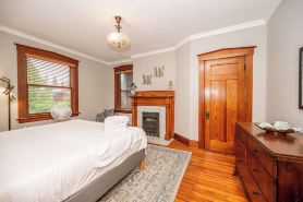 Doctors Retreat w/ Hot Tub