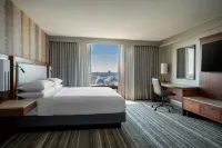 Kansas City Marriott Downtown Hotels near The Nelson-Atkins Museum of Art