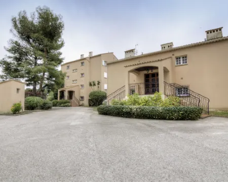 Beau Rivage Hotels in Carqueiranne