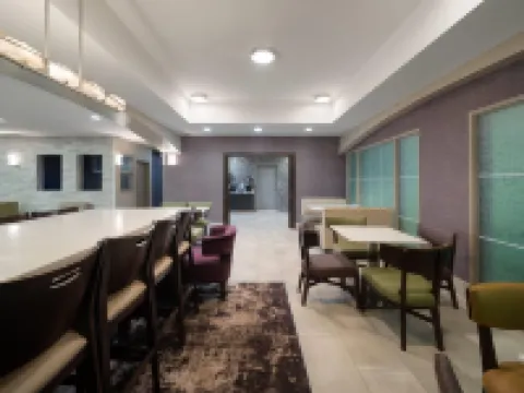 La Quinta Inn & Suites by Wyndham Atlanta Stockbridge Hotels in Stockbridge