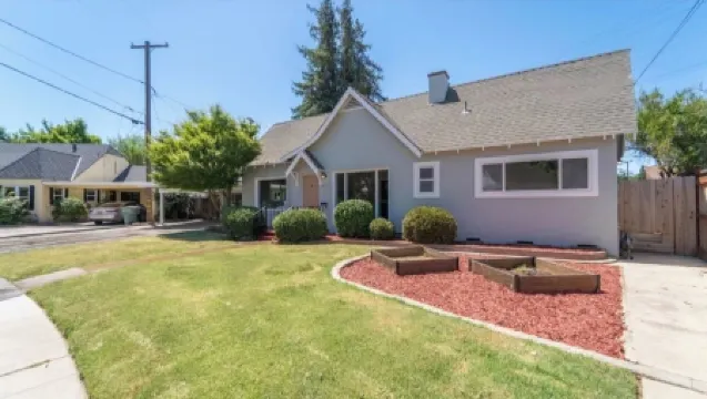 5-BR/3-BA - Luxury - Spacious - Outdoor Theater - Pool Table