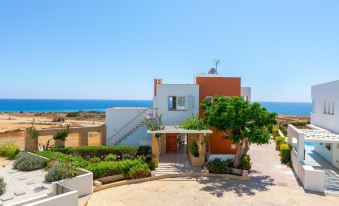 Protaras Seafront Villa Violetta