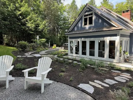 Private Lakefront Estate with 180 Degree Views