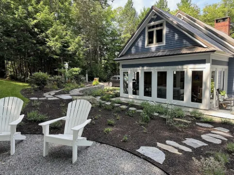Private Lakefront Estate with 180 Degree Views