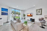 Wonderful Tropical Pool House North Miami - Brand New Construction Tulum Style -