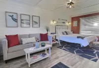 Breathtaking Ocean Views and Private Deck - Charming Oceanfront Retreat Hotel a Moclips