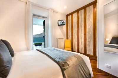 The Lake View Hotels near Castel Gandolfo