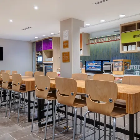 Home2 Suites by Hilton Redding