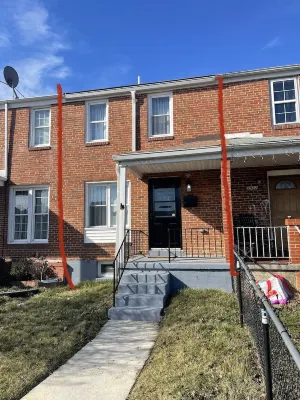 B’more Restful.  Comfortable Townhome -Easy access to everywhere
