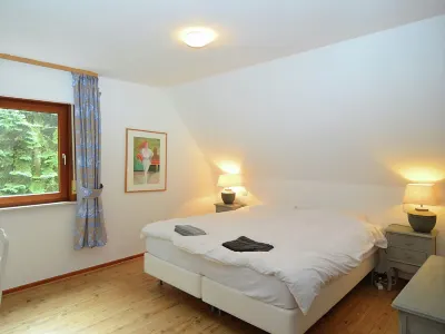 Quaint Holiday Home Near Ski Area in Neuastenberg