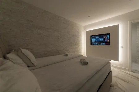 White House Sarajevo Отели рядом с достопримечательностью «Латинский мост»