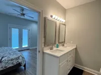2027- 3-bedroom condo with comfort & amenities near Resturant’s & shopping. Hotels in DeRidder