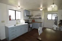 Spacious Mountain Retreat in Silverton – Perfect for Groups & Families Hotels in Silverton