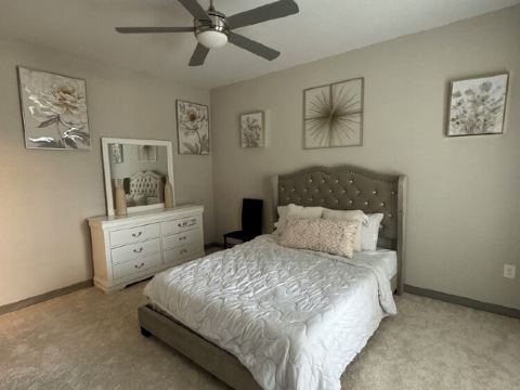 Cozy 2B2B Pool/Skyline View Near Galleria Mall