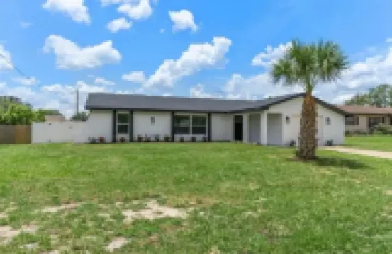 La Casita Of Spring Hill 3BR/2Bath POOL HOME