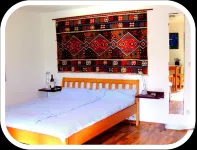 New quiet 100m² apmnt for 2-6 pers, friends, families, disabled; terrace, garden, billard