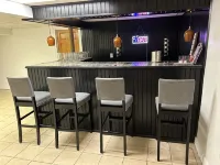 Spacious townhome sleeps 10 centrally located Hotels in Randolph