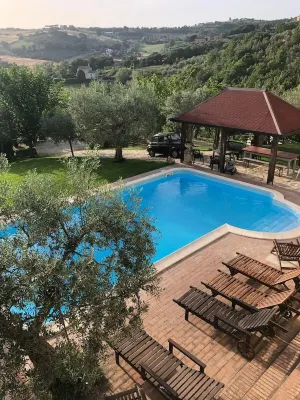 Rent. Country. House Hotel a Fragneto Monforte