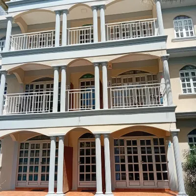 Appartement Trou aux Biches à 3 min de la Plage 住宿飯店