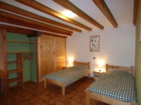 Chalet for family vacations and nature lovers. Pets welcome.