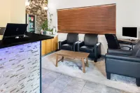 Rodeway Inn Hotels in Clancy