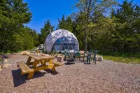 Unique, Fun, and Modern Queen Dome - 2 Queen Beds. Loft Accessed by Ladder.