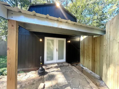 Charming barn with 1 bedroom and AC, WiFi in beautiful Brookhaven Hotels in Brookhaven