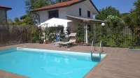 Villa with swimming pool a stone's throw from the sea