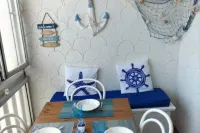 Mary House. Hotels in Marotta