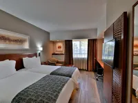 City Lodge Hotel Gqeberha Hotels near Summerstrand
