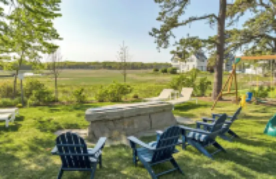 4 Bedrooms Beach house in beautiful Wells. AC, HOT TUB & SUNSET included