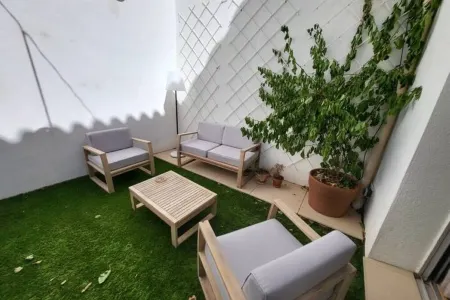 Freshly renovated winegrower's house in the heart of the village