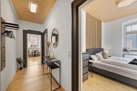 Self-check-in apartment with high-speed WiFi and free parking in the city center