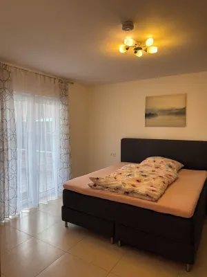 Spacious apartment in the Palatinate Forest with terrace Các khách sạn ở Clausen