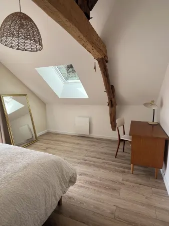 Comfortable gite between Angers and Saumur, La petite Maison Mima Отели в г. Шам-Сюр-Лейон