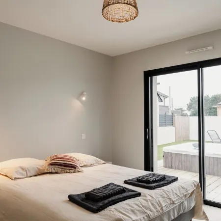Modern villa with Spa 10 pers
