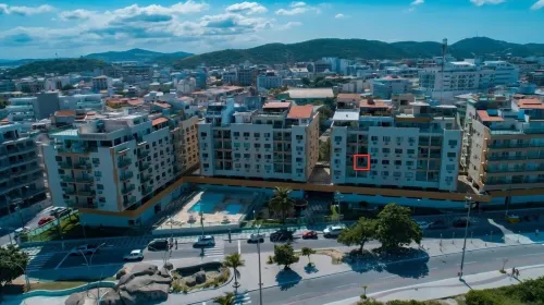 Praia do Forte! Apartamento todo de frente ao mar.