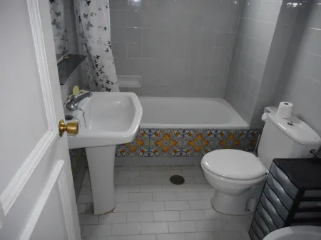 Charming Garden Apartment in Pueblo style resort Отели в г. Эль Параисо