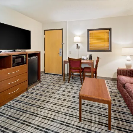 AmericInn by Wyndham Dickinson