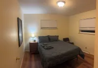 Cozy Corner 1401- West -Unit 2-bedroom apt in adorable La Junta with WiFi, AC